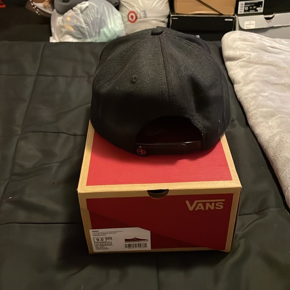 Deadpool SnapBack - Picture 2 of 3